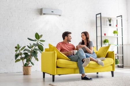 Climatisation réversible TCL installée par Cousin Éco Énergie